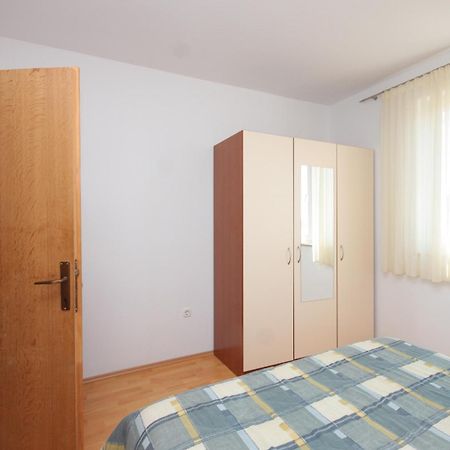 Apartments And Rooms By The Sea Cove Soline, Dugi Otok - 448 Вели-Рат Номер фото